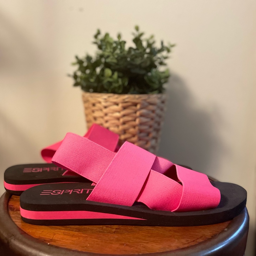 ESPRIT Bright Pink Sandals size 8